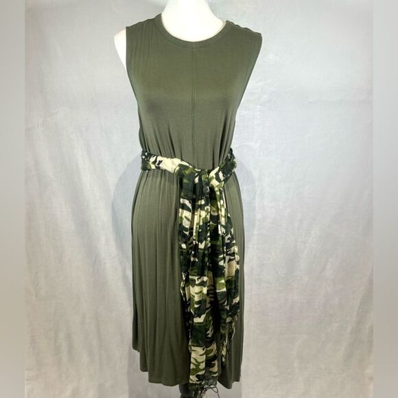 Army green shift dress with camo sash size 2X - Picture 1 of 4